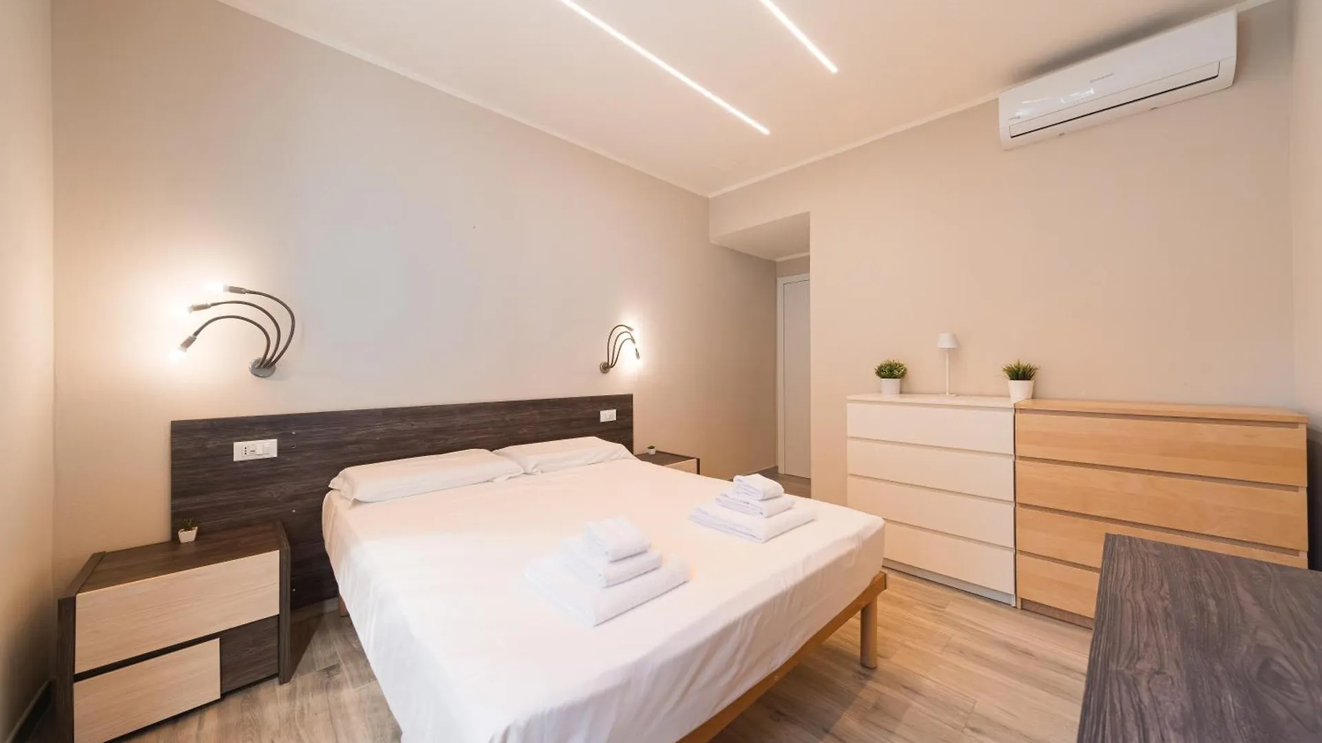 Affittacamere Dall'Arca Suites Bologna Station - Center - Fiera
