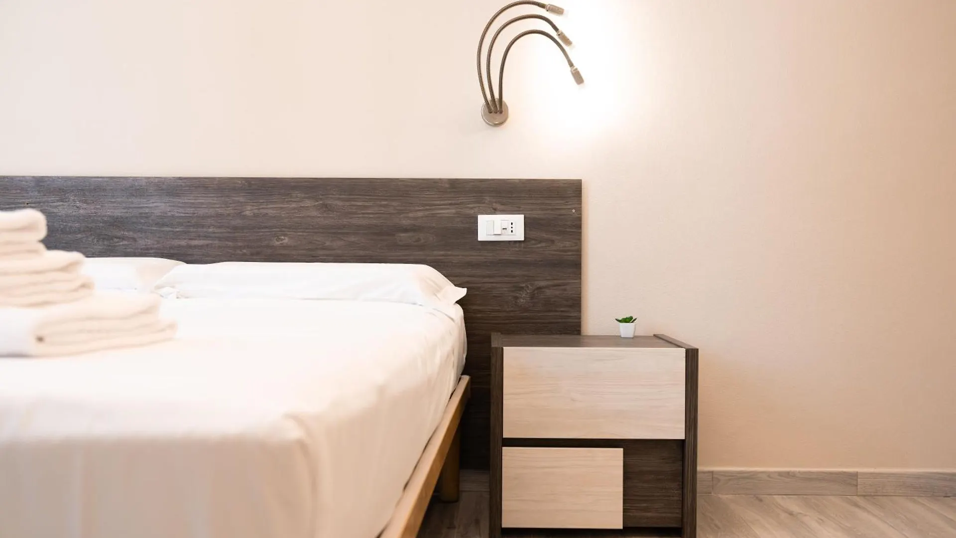 Dall'Arca Suites Bologna Station - Center - Fiera