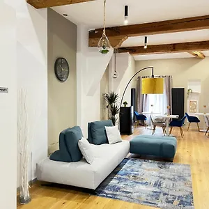 San Petronio House Pensión